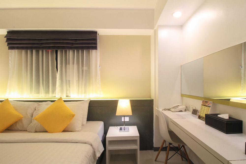 Myhotel Cmyk@Ratchada Bangkok Luaran gambar