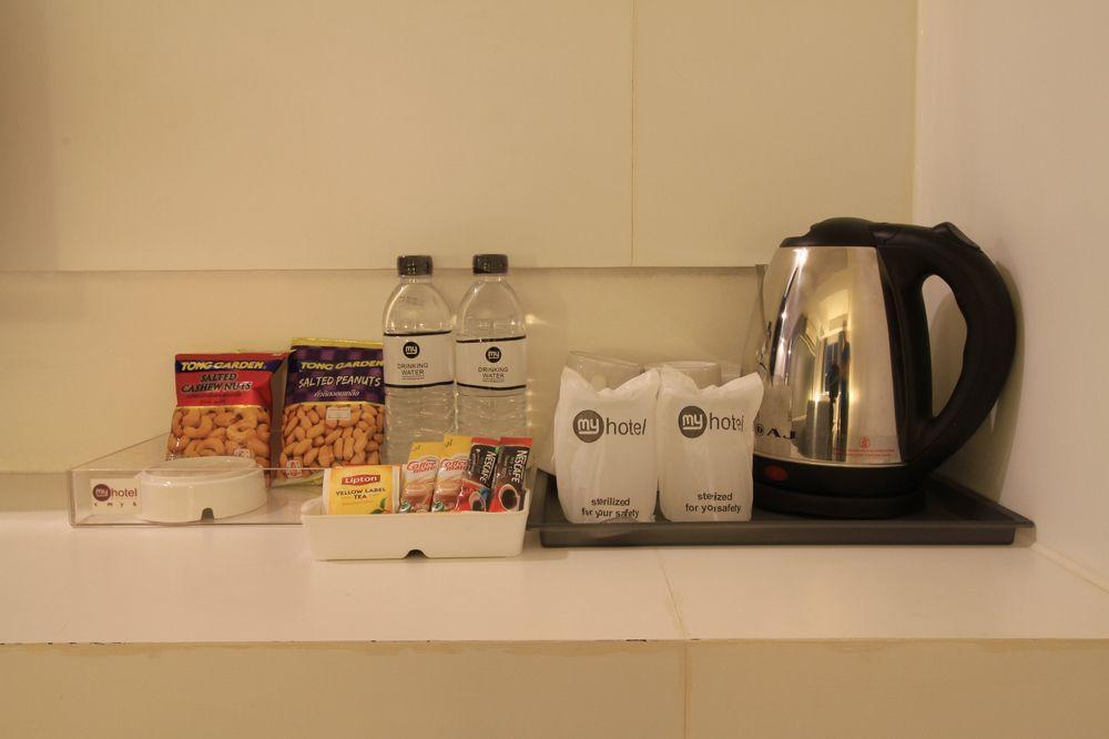 Myhotel Cmyk@Ratchada Bangkok Luaran gambar