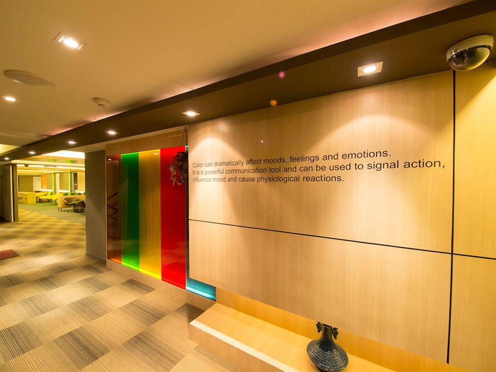 Myhotel Cmyk@Ratchada Bangkok Luaran gambar
