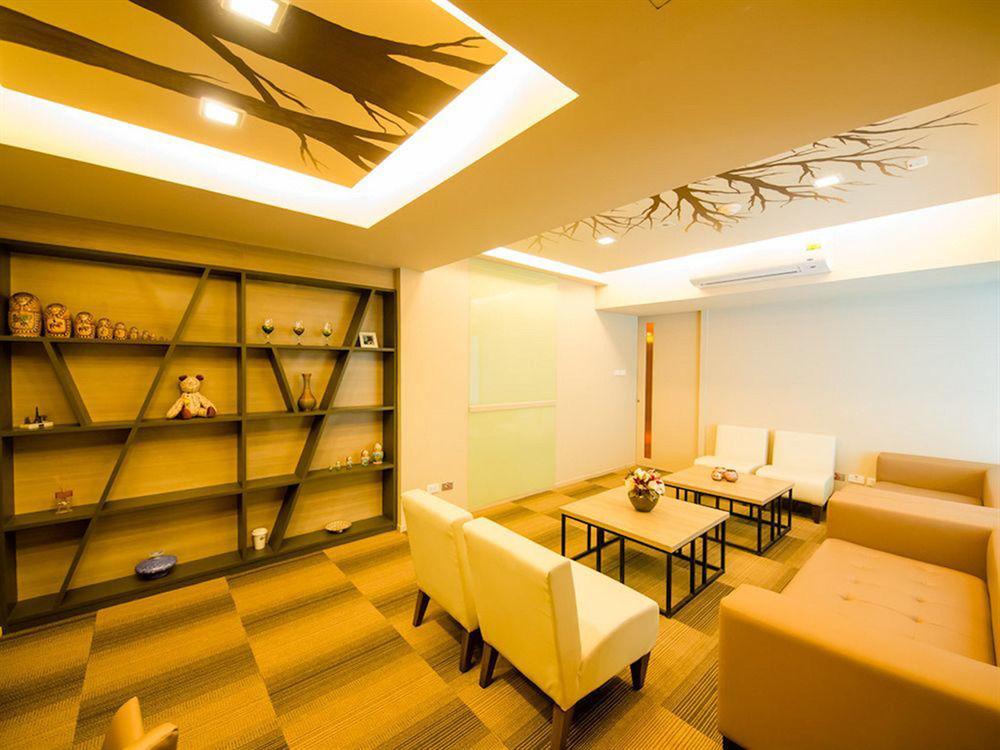 Myhotel Cmyk@Ratchada Bangkok Luaran gambar